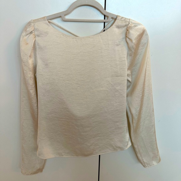 Wilfred Villeroy Satin Blouse - Light Birch (XXS) - Picture 2 of 4